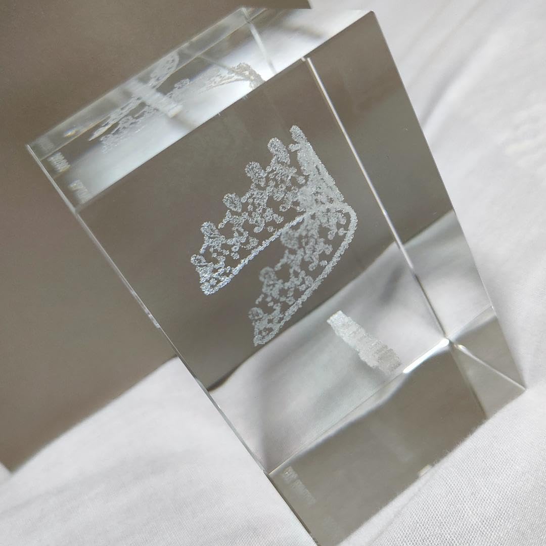 新品未使用☆ショーメ☆ ティアラ ロゴ クリスタルペーパーウェイト オブジェ 新品未使用 ショーメ ティアラ ロゴ クリスタルペーパーウェイト